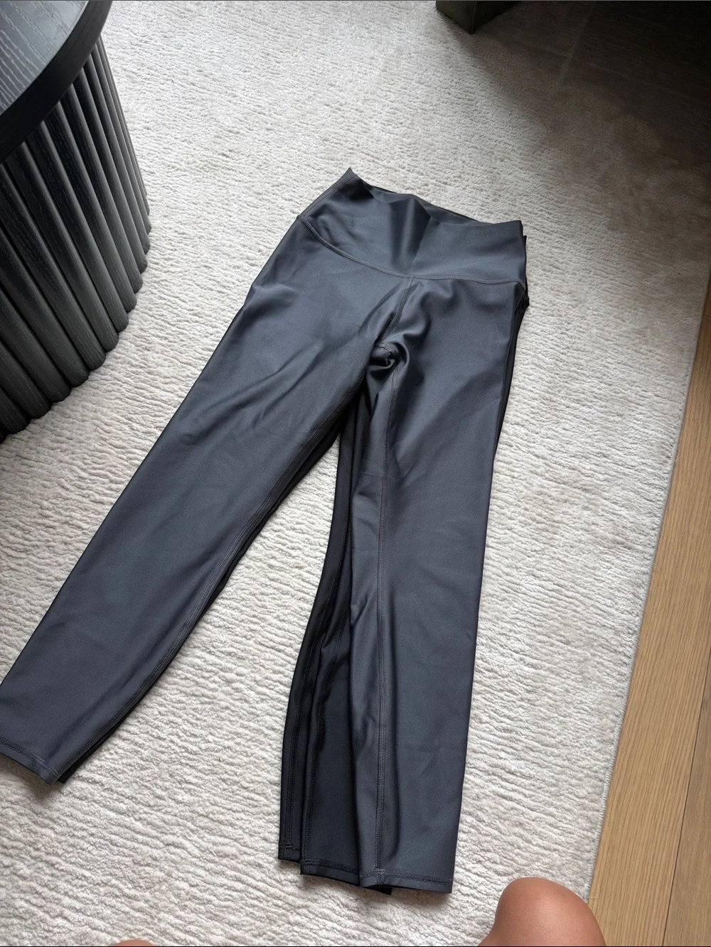 ALO Yoga Black Performance 7/8 HIGH WAIST AIRLIFT LEGGINGS plus Biker Short